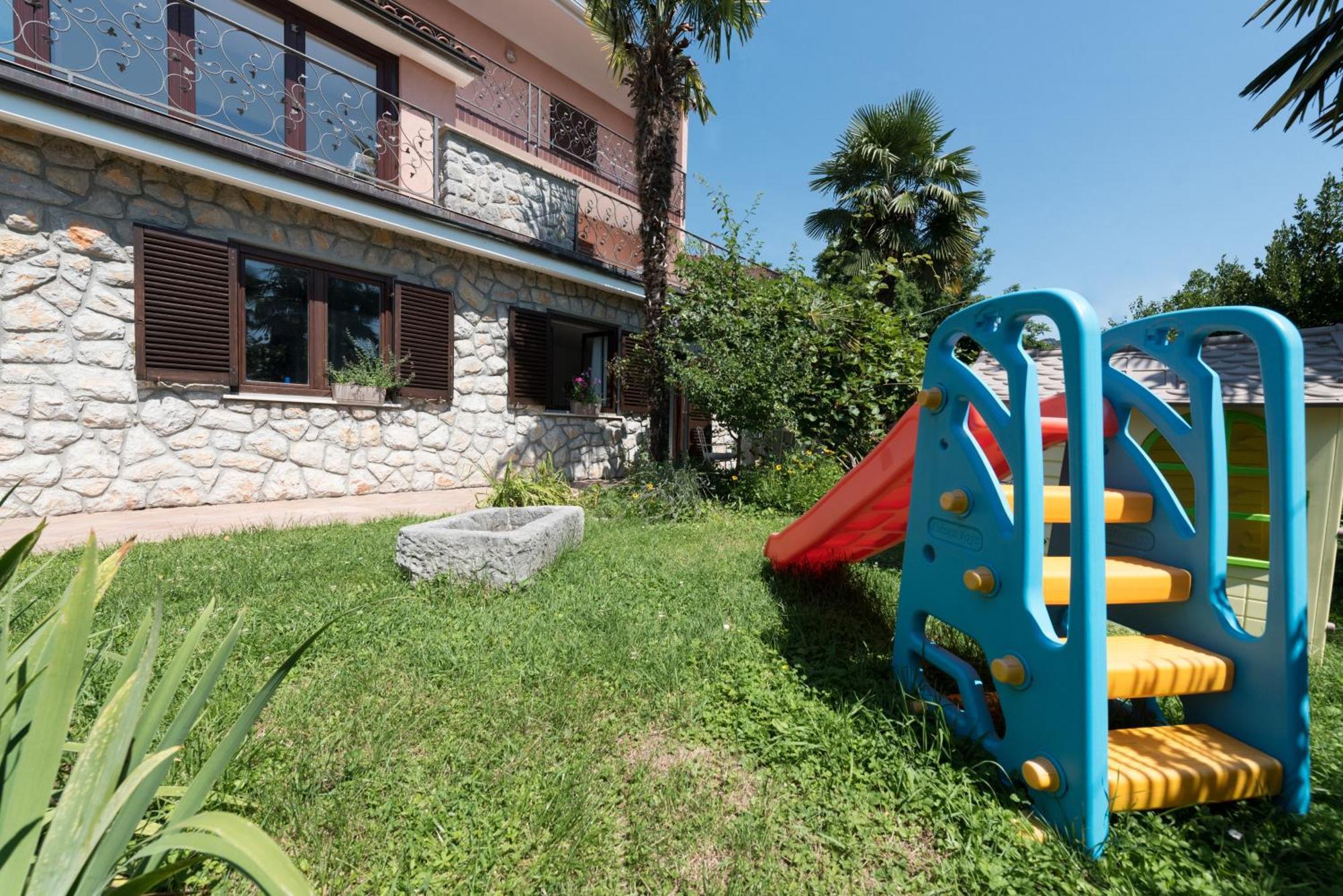 Apartments With A Parking Space Icici, Opatija - 14155 Exteriör bild